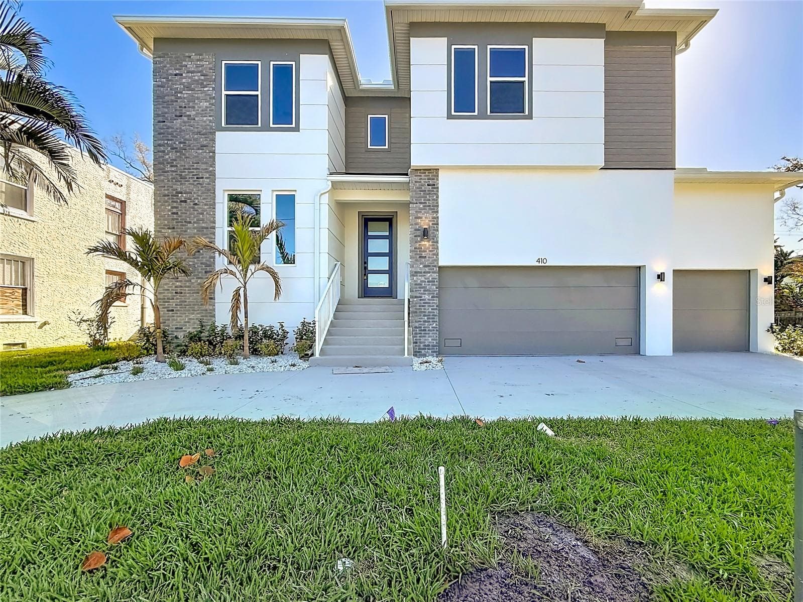 410 S West Shore Blvd
